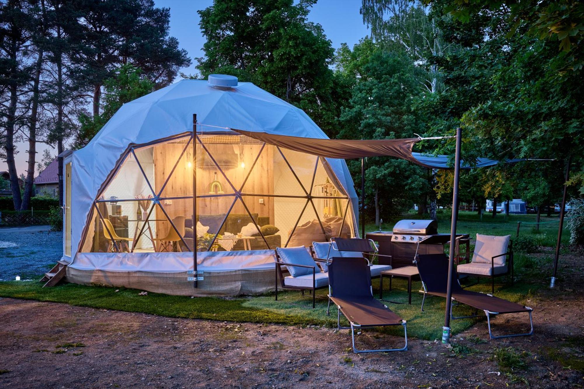 Glamping Slapy Hotel Exterior photo
