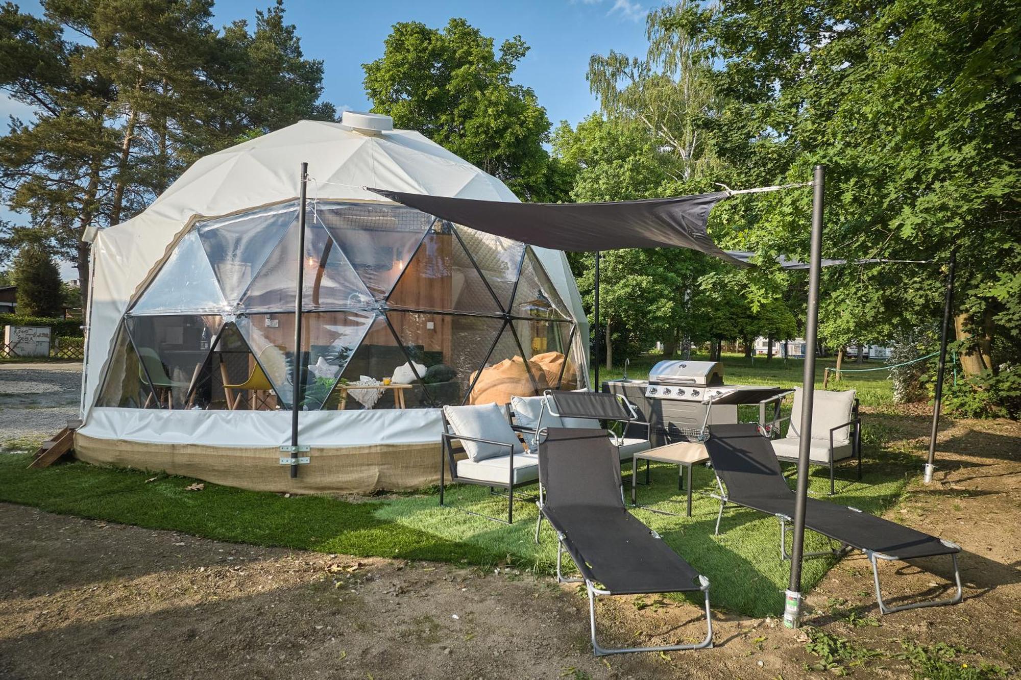 Glamping Slapy Hotel Exterior photo