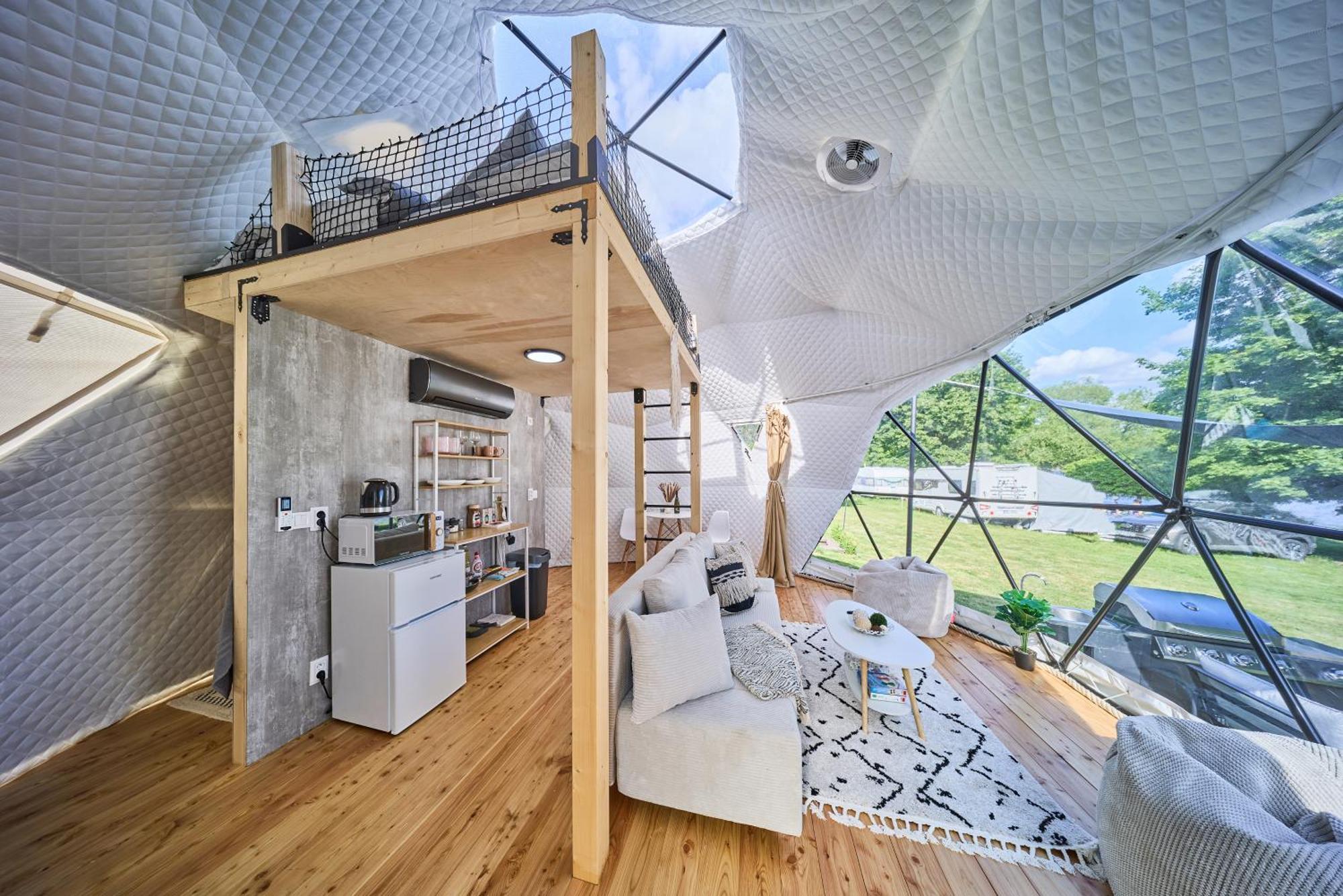 Glamping Slapy Hotel Exterior photo