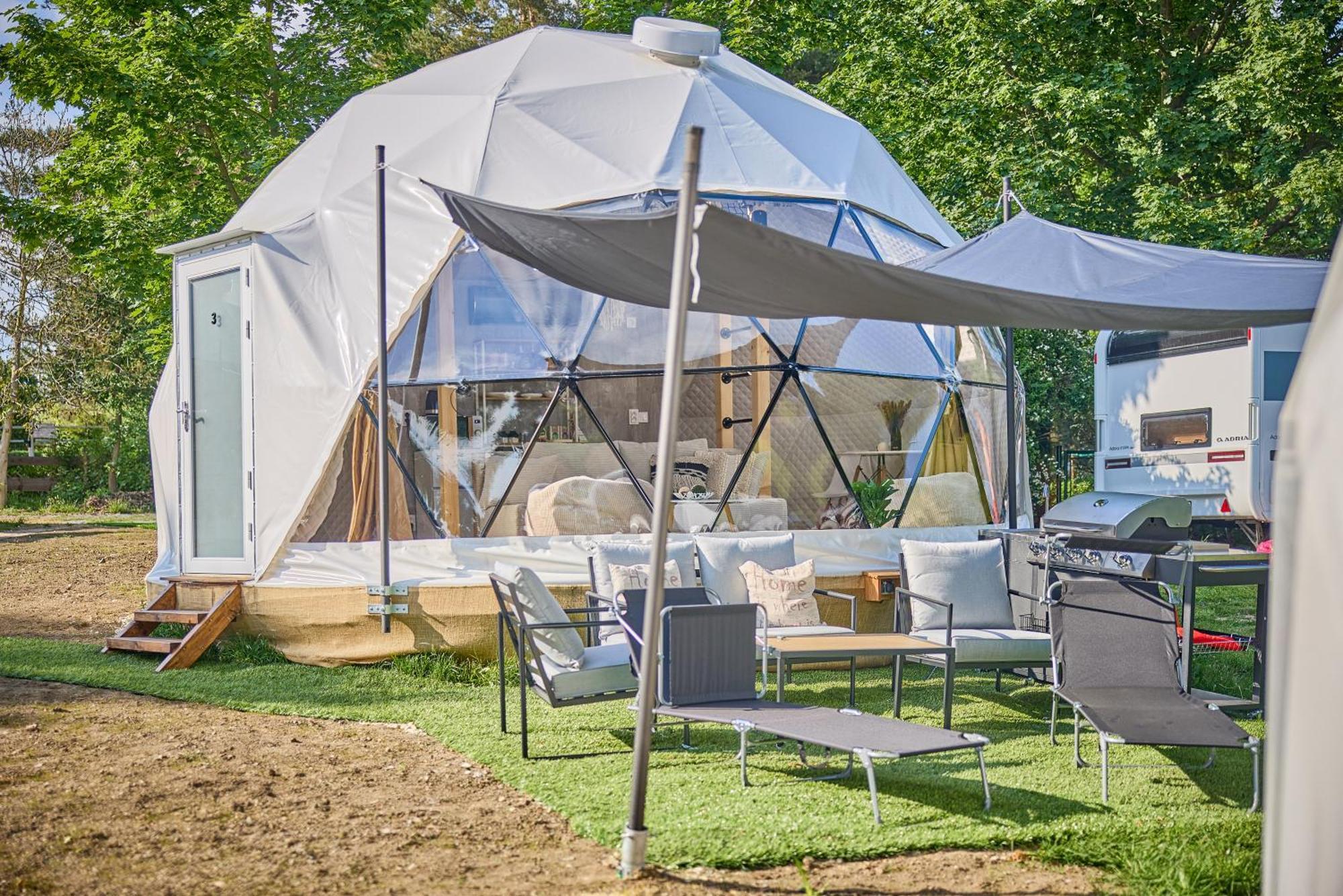 Glamping Slapy Hotel Exterior photo